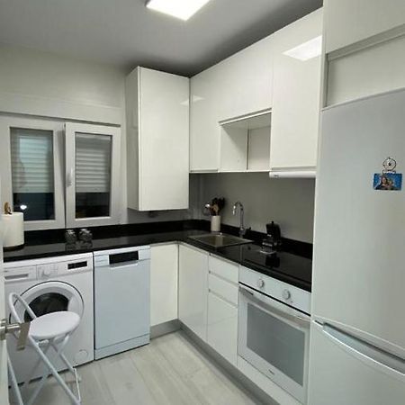 Piso Nuevo Bien Situado En Santander Apartment Exterior foto