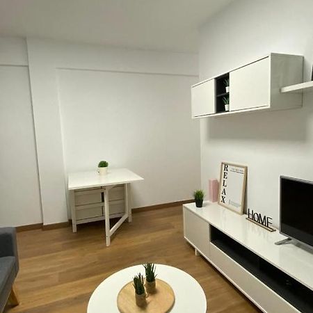 Piso Nuevo Bien Situado En Santander Apartment Exterior foto