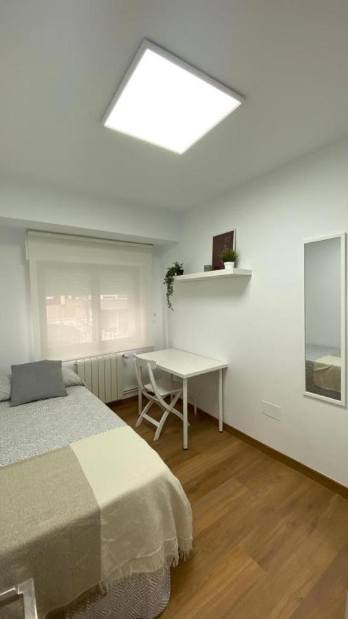 Piso Nuevo Bien Situado En Santander Apartment Exterior foto